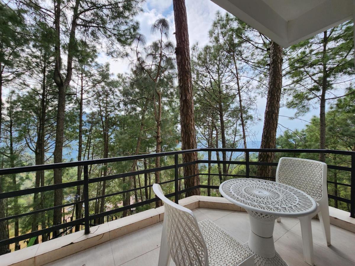 Hotel Bliss Kasauli Esterno foto