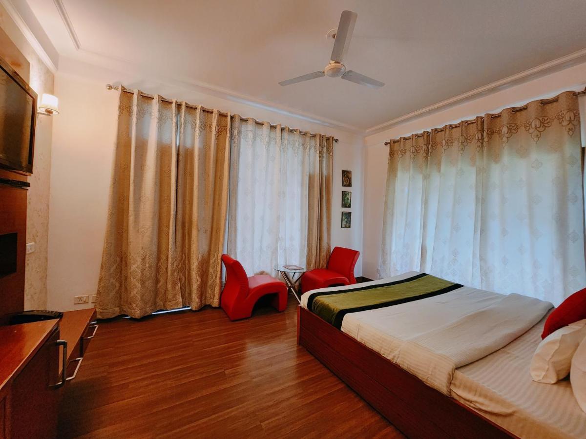Hotel Bliss Kasauli Esterno foto