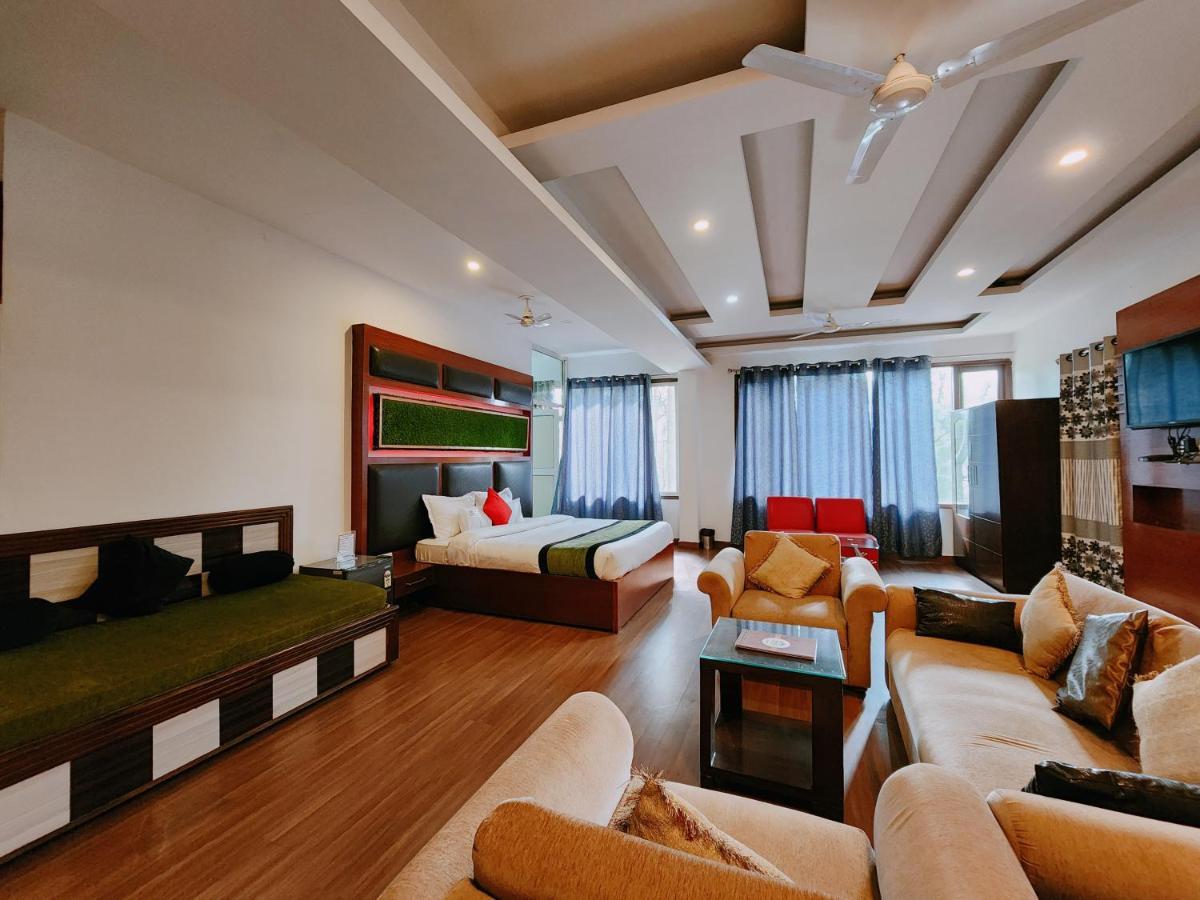 Hotel Bliss Kasauli Esterno foto
